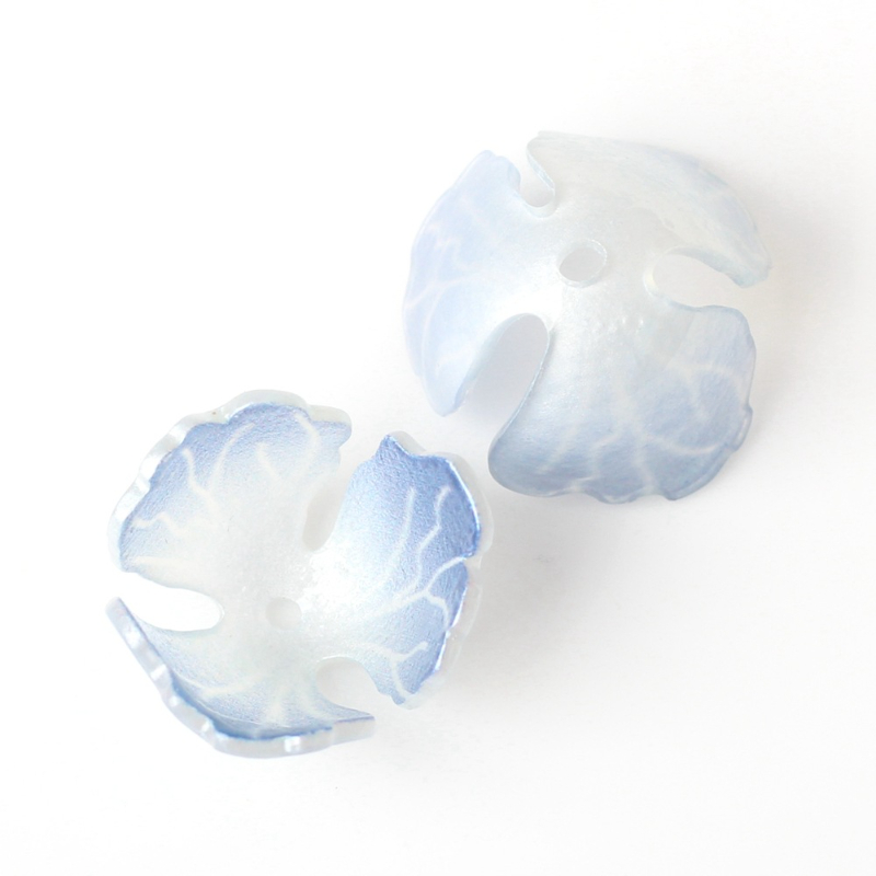 azul oscuro