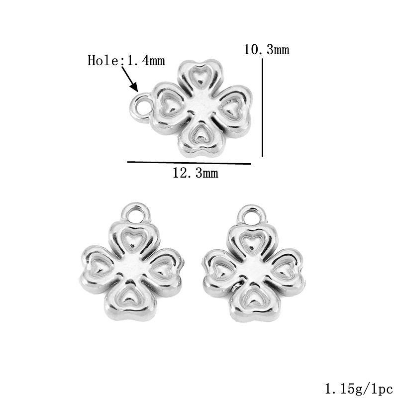 Steel color four leaf clover 1566