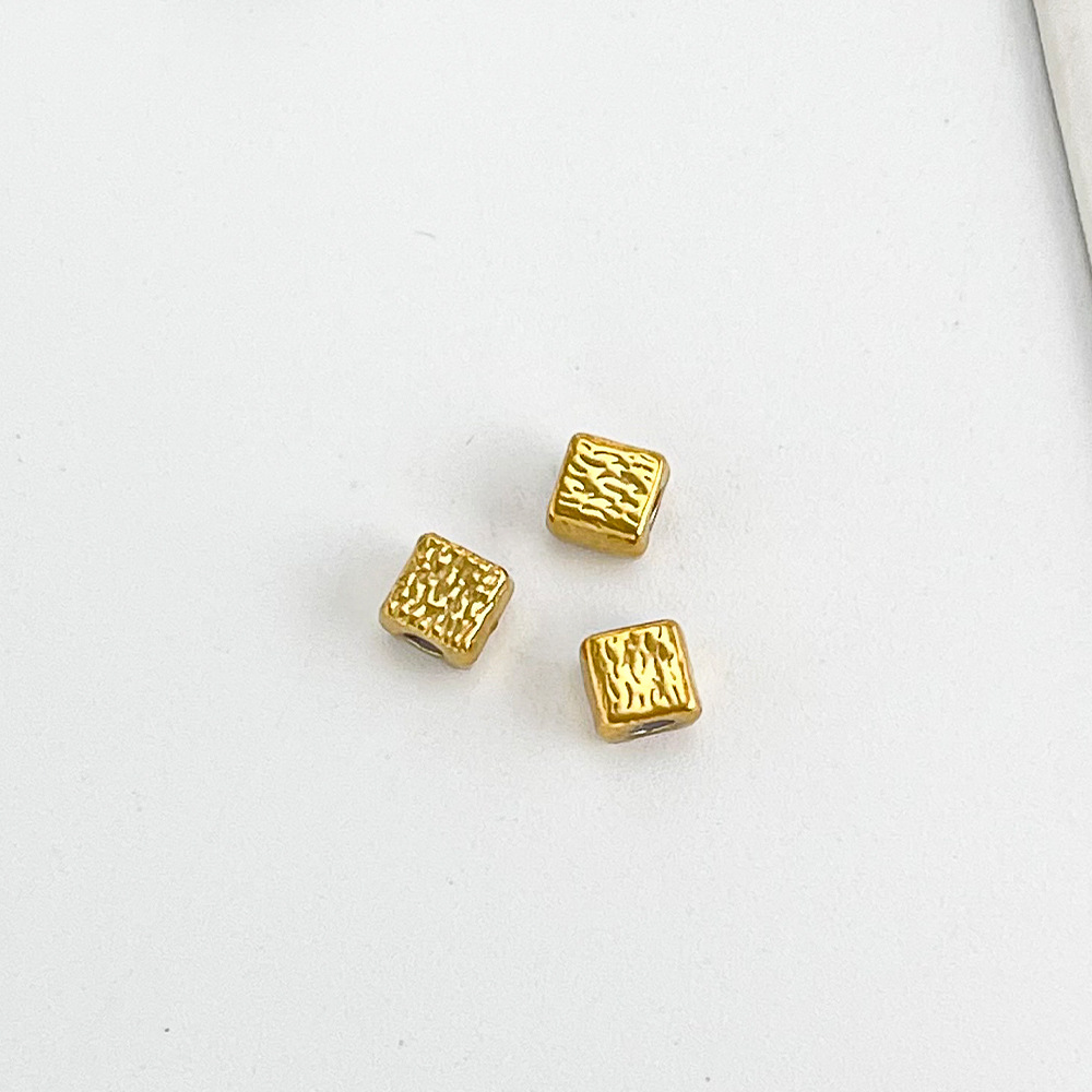 Gold 5x5mm