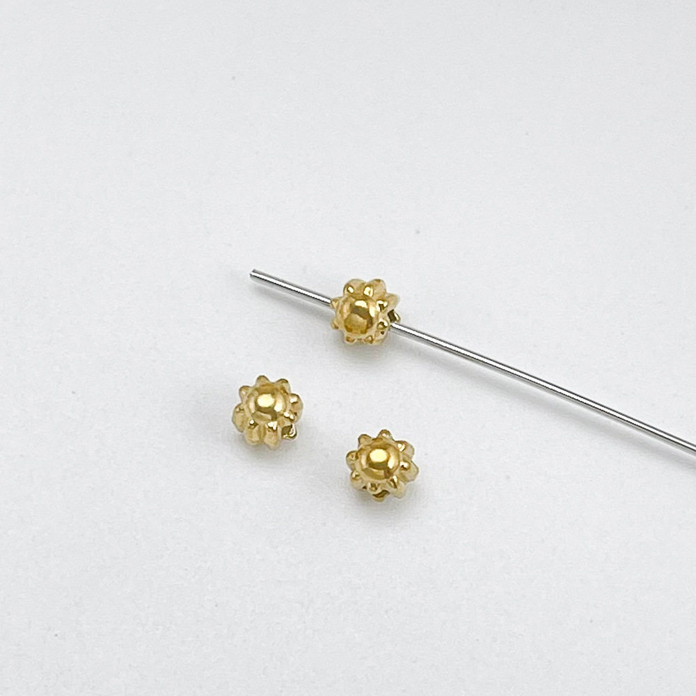 Gold 4x4mm
