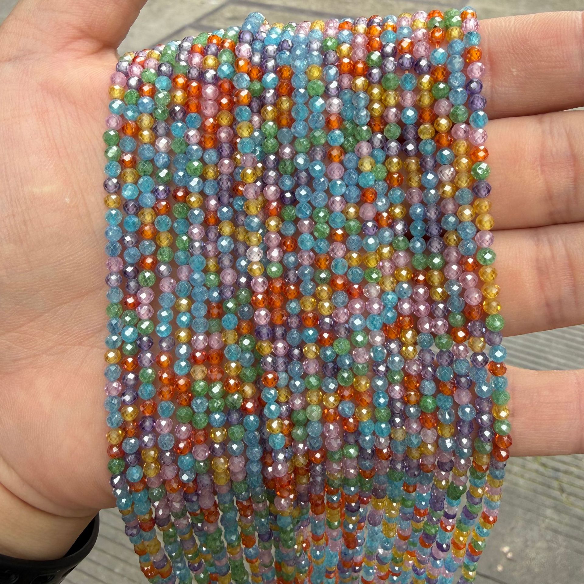Blue rainbow zirconium