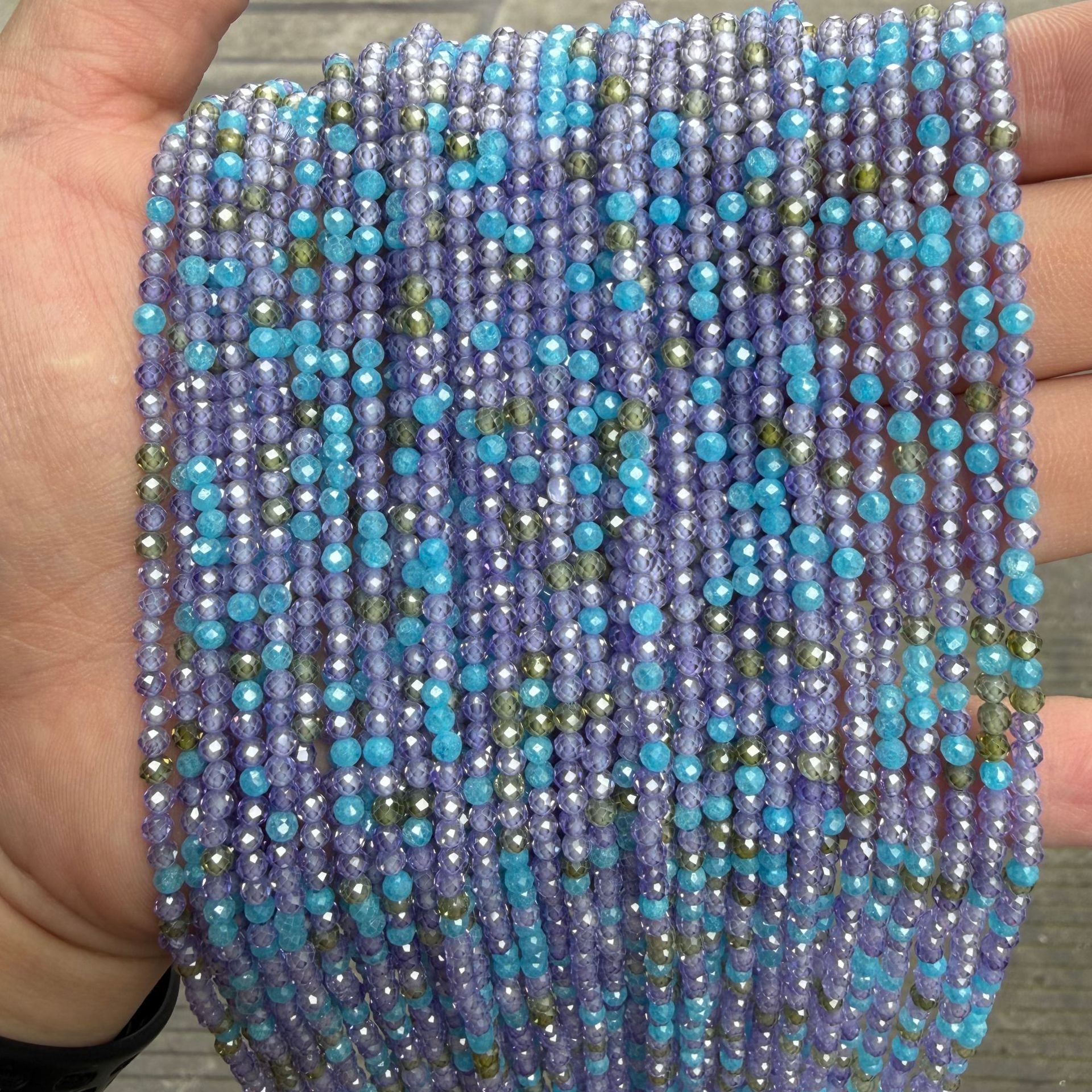 Purple blue colored zirconium