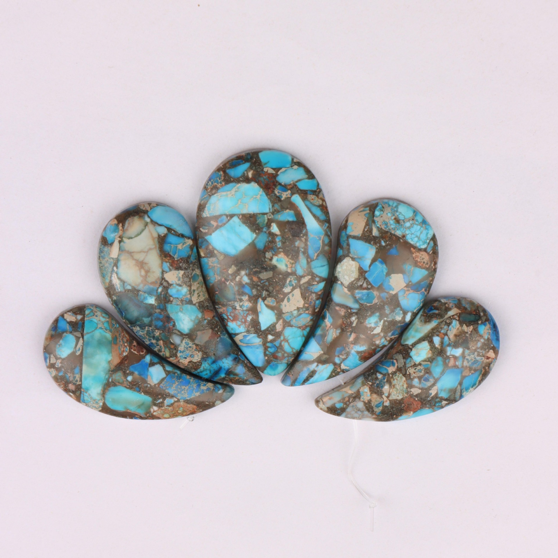 gold line light blue