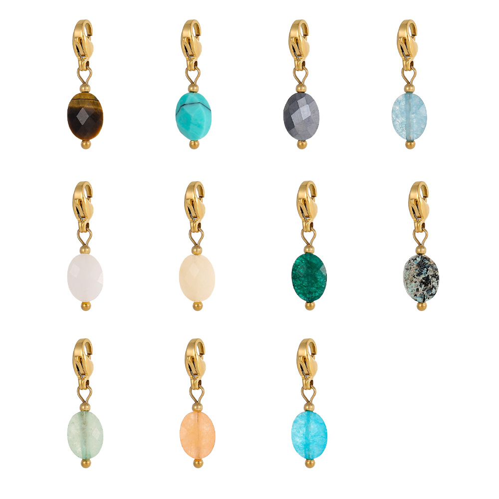 A set of 11 pieces