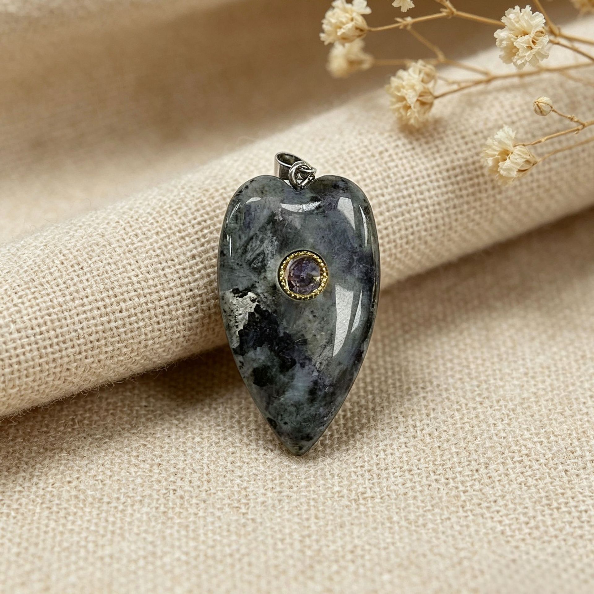 Black Labradorite