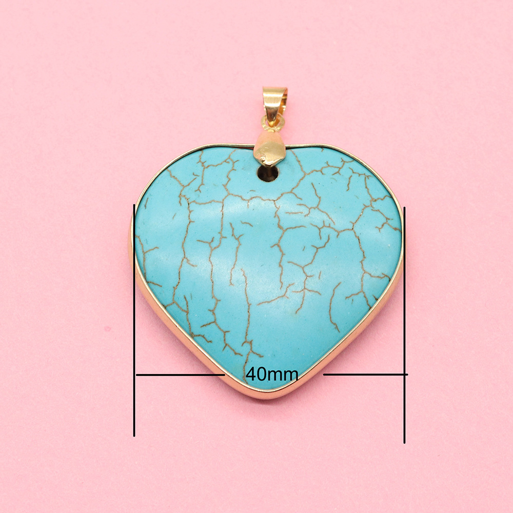 No. 3 golden heart-shaped 40mm, 17.3g