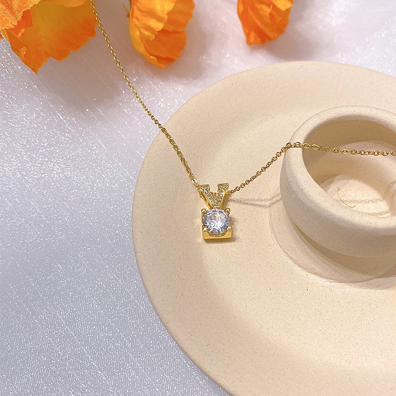 Xl1780-29#Full diamond v-shaped zircon necklace