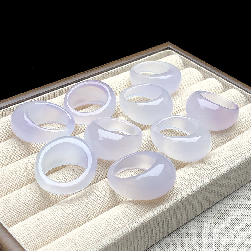 Lilac agate ring