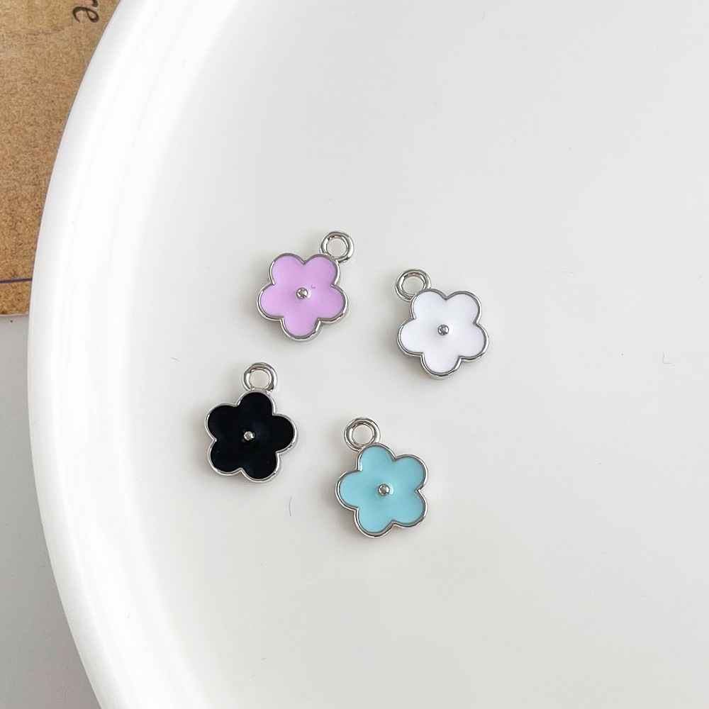 10 # Randomly mixed colors (white k)