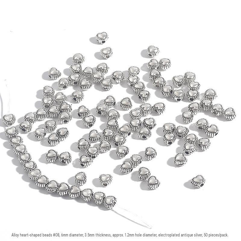 05 heart-shaped beads diameter 6mm thickness 3.5mm