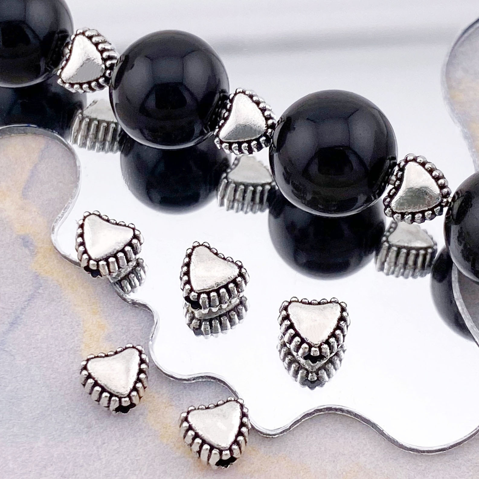 A421 [ancient silver] lace heart (5.7*6.3mm)