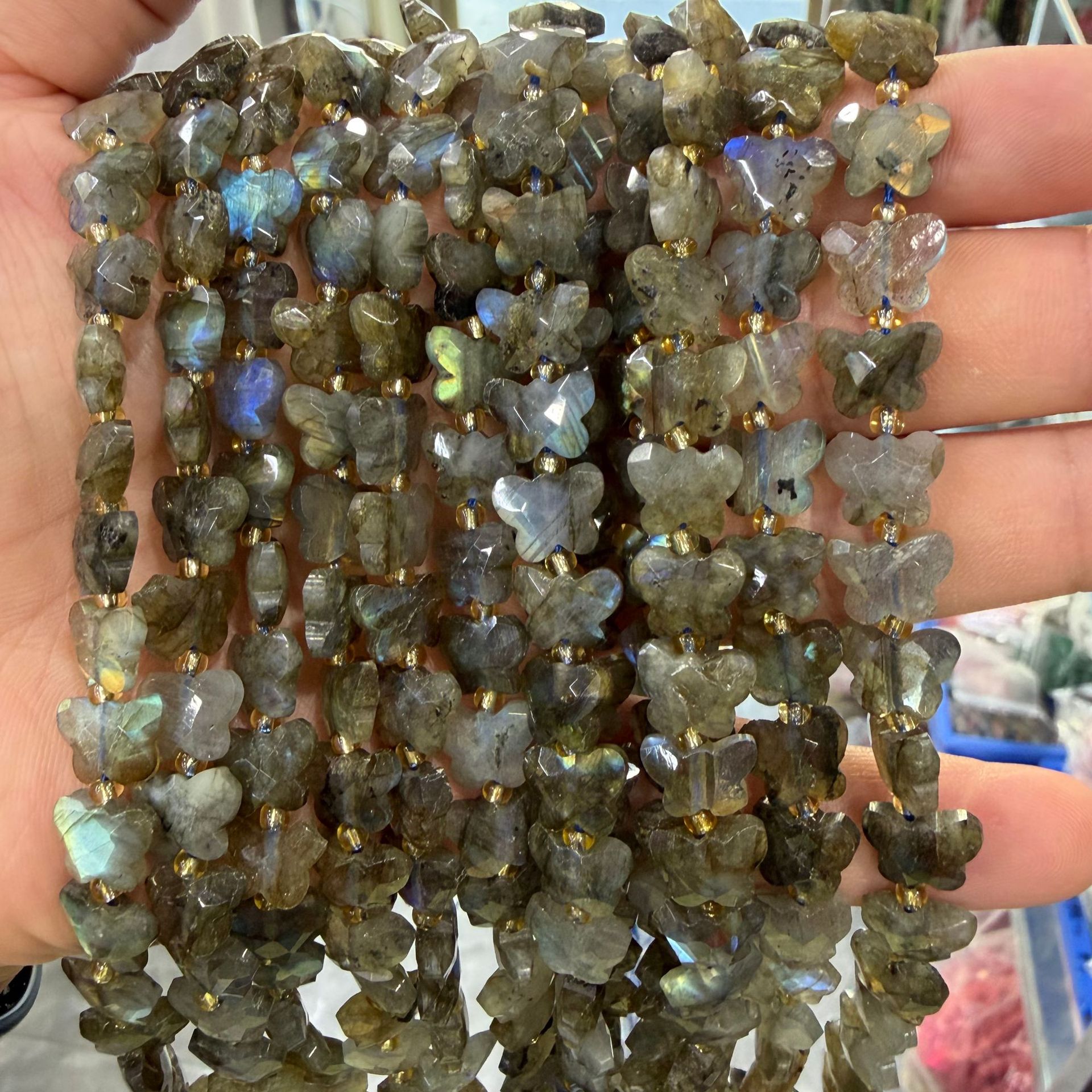 gray labradorite