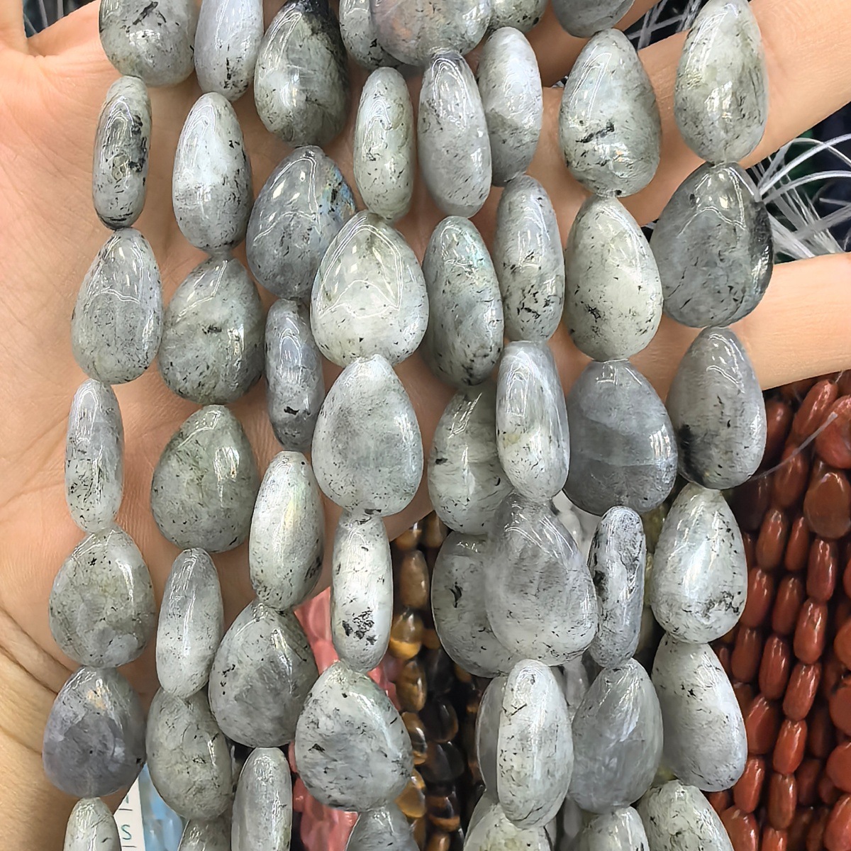 gray labradorite