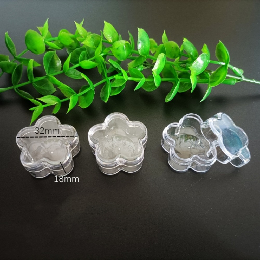 Transparent box-little plum blossom