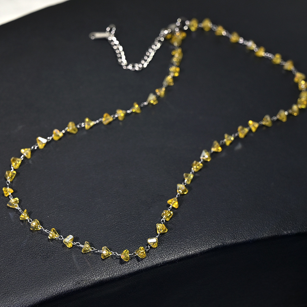 32-silver chain light yellow