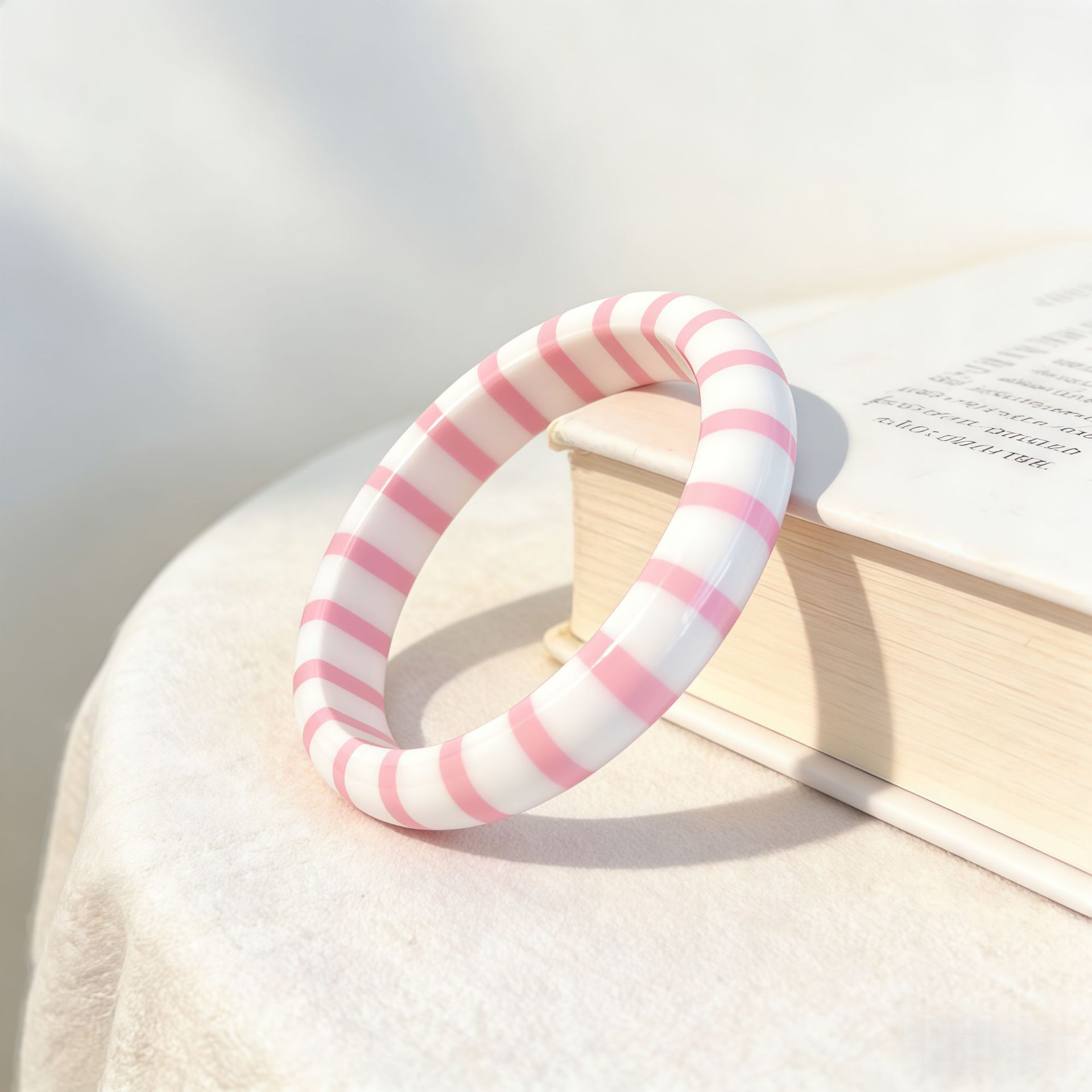 Thin circle pink
