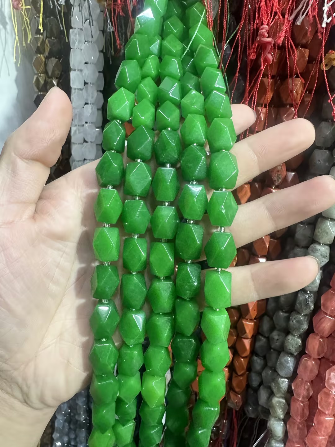 Calcedonia verde