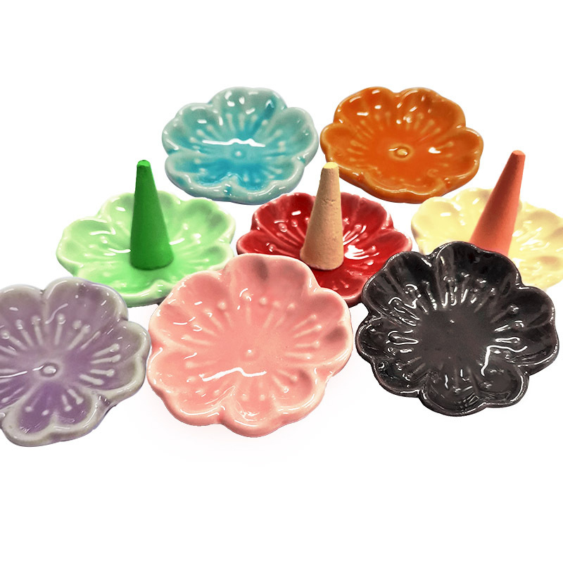 4.2CM Sakura ceramic incense holder (mixed colors)