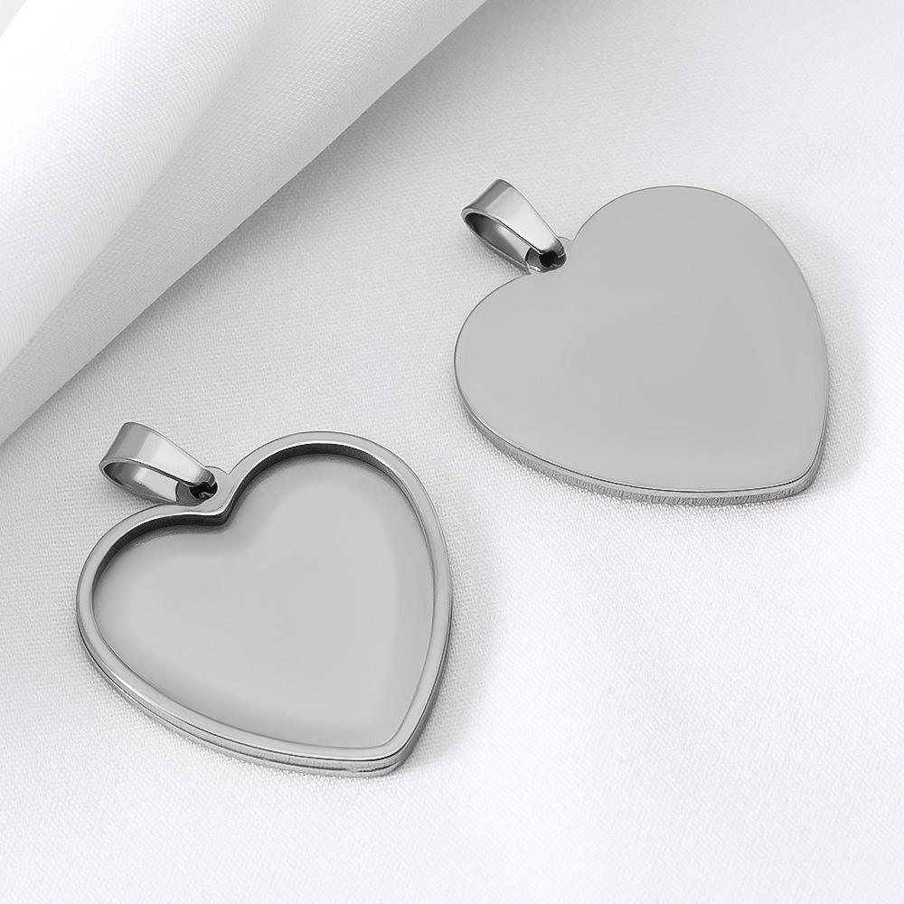 Steel color heart-shaped-25x22mm