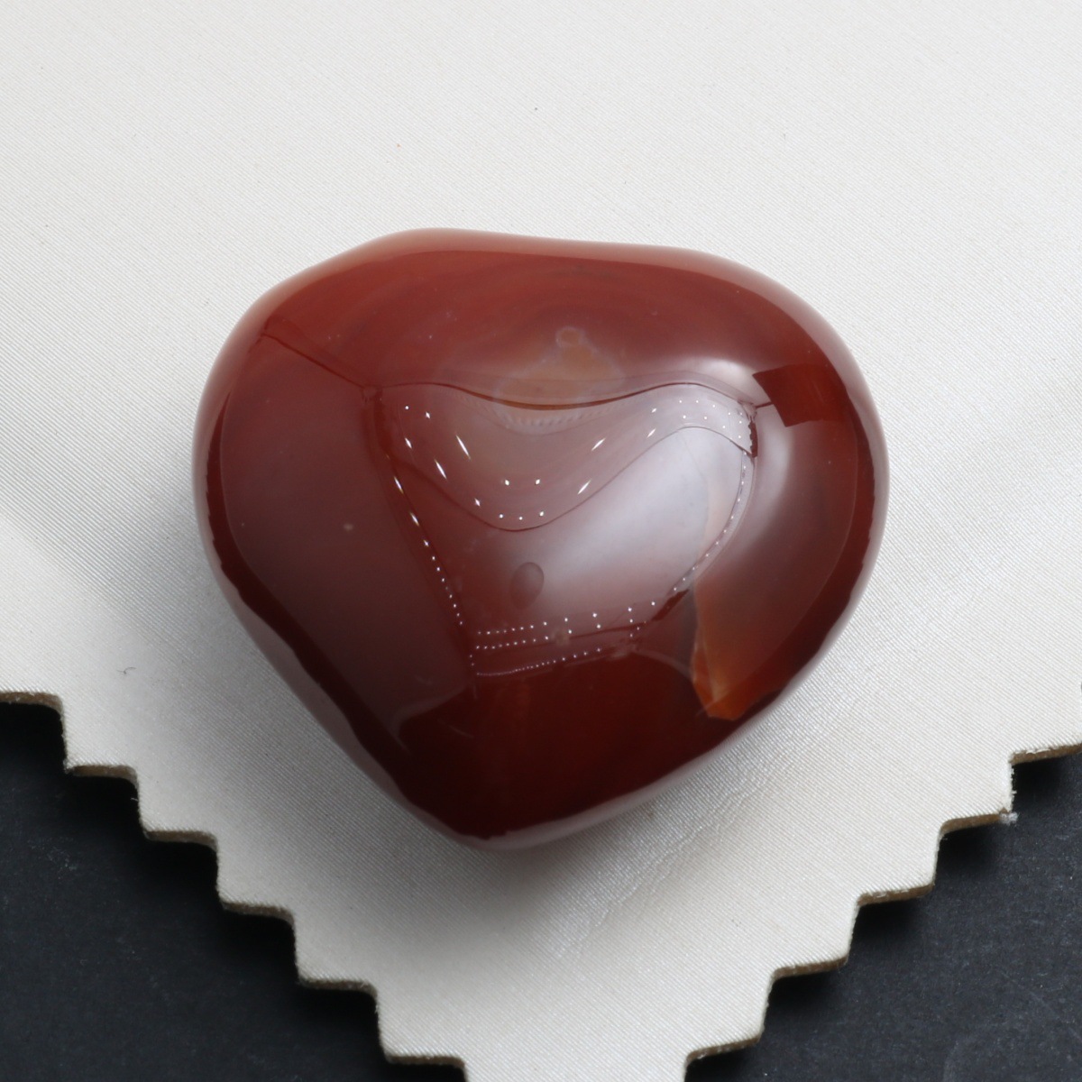 Red agate
