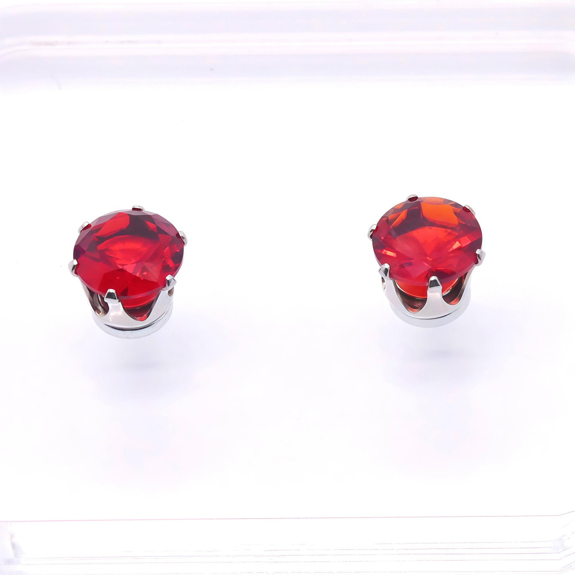 Red zircon (8mm pair)