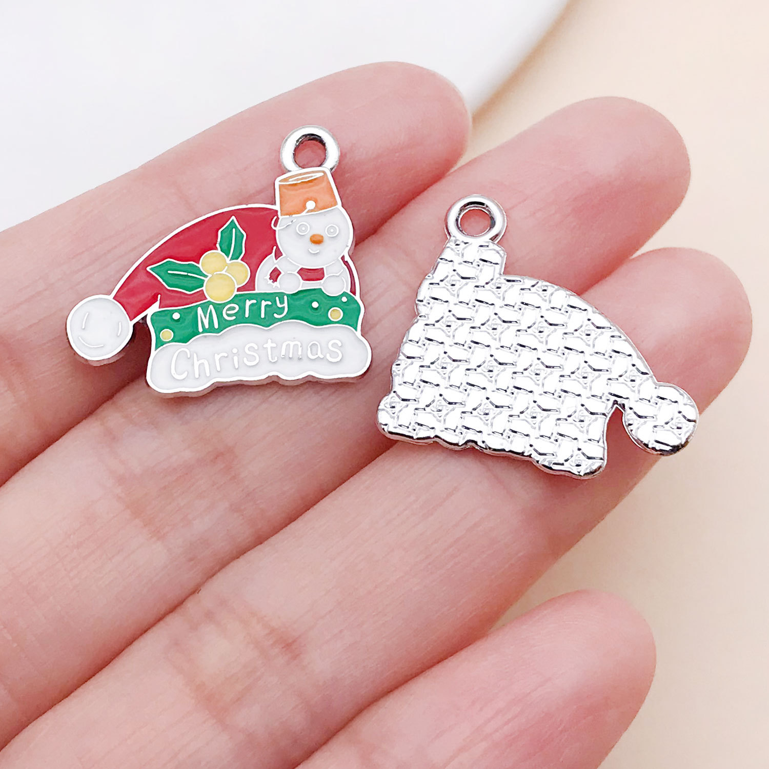 19665-1 piece 20x21mm-1.4g white k drop oil red zinc alloy christmas snowman christmas hat