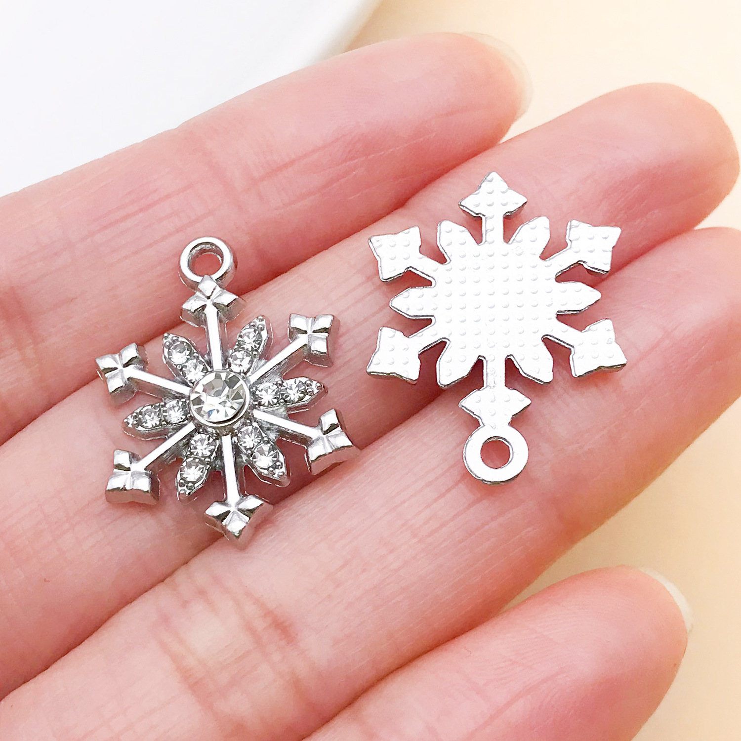 27052-1 22x17mm-1.4g white k zinc alloy point diamond snowflake