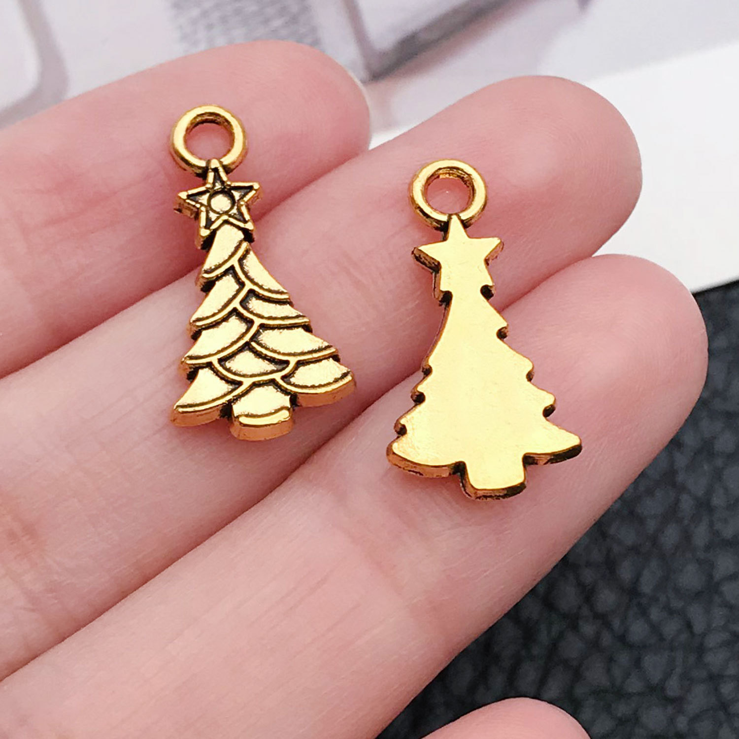 20055-ancient gold zinc alloy christmas tree 10x20mm-1g