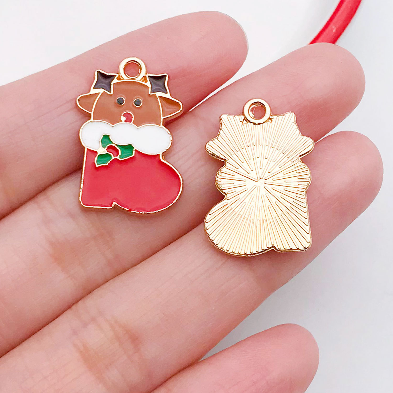 21053-1 red zinc alloy christmas stockings elk 22x15mm-1.7g