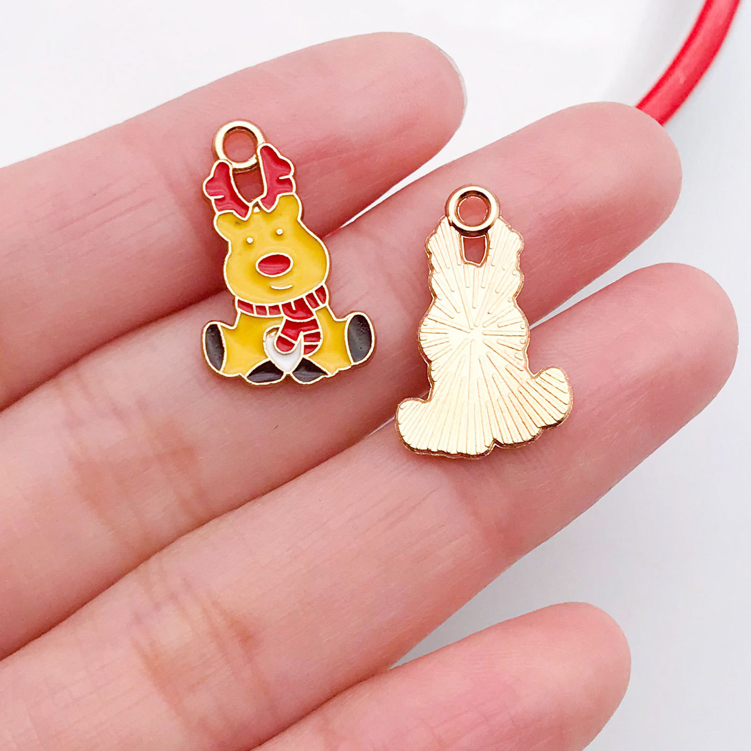 21055-1 yellow zinc alloy christmas elk 20x13mm-0.8g