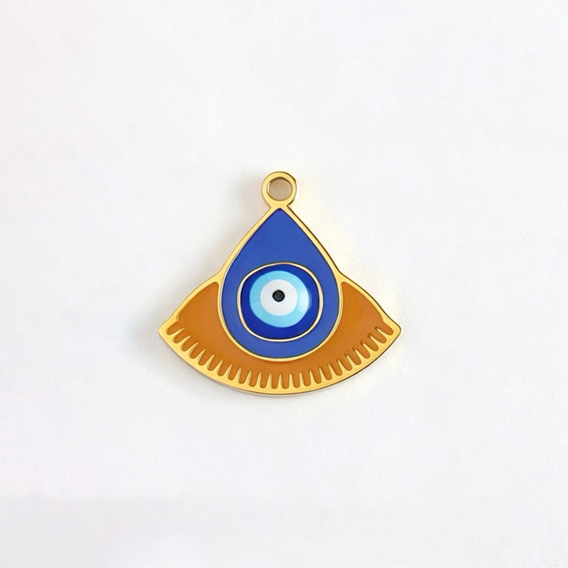 Triangular water drop devil s eye