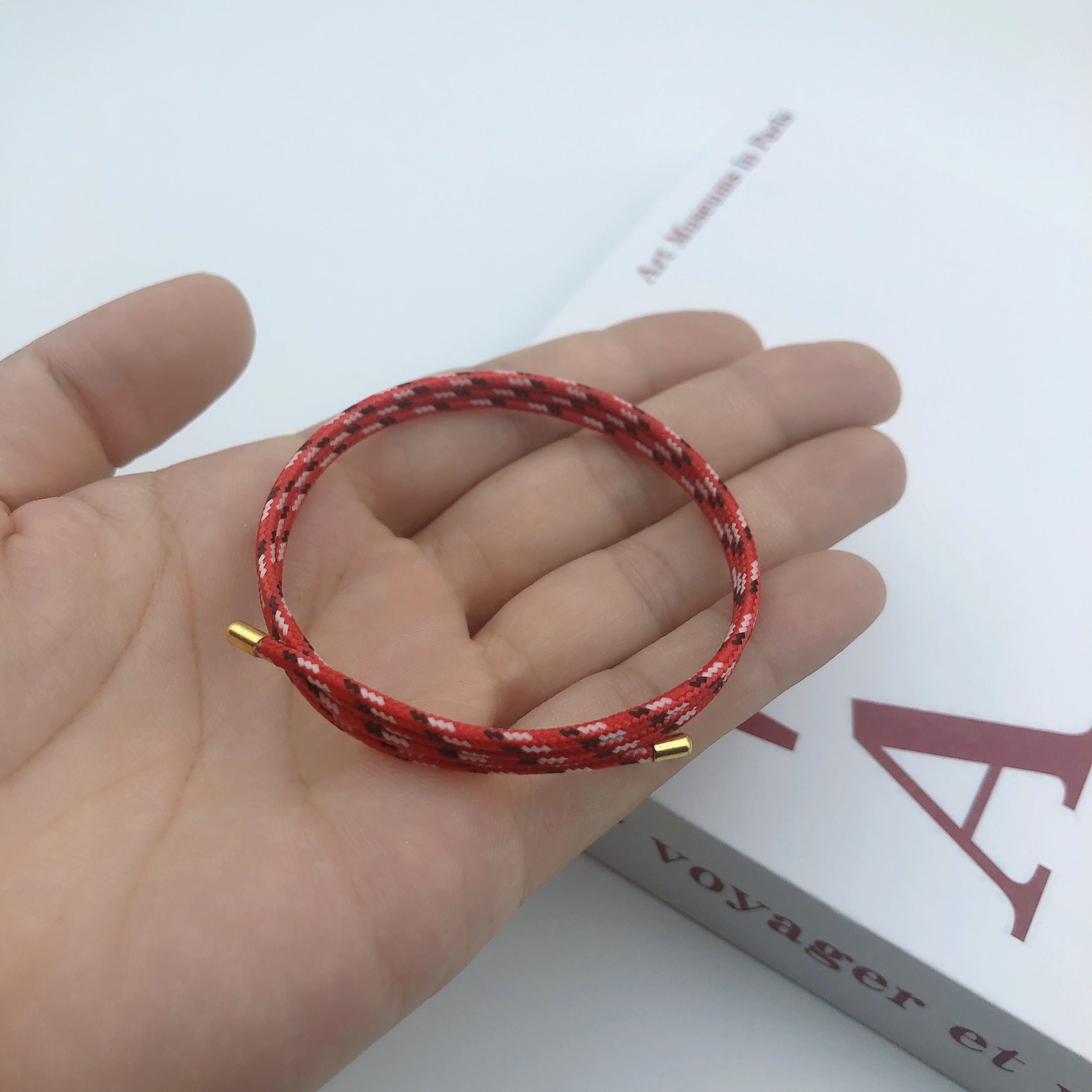 Three circles of red and black