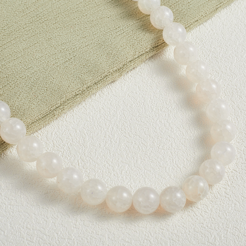 White dragon pattern agate