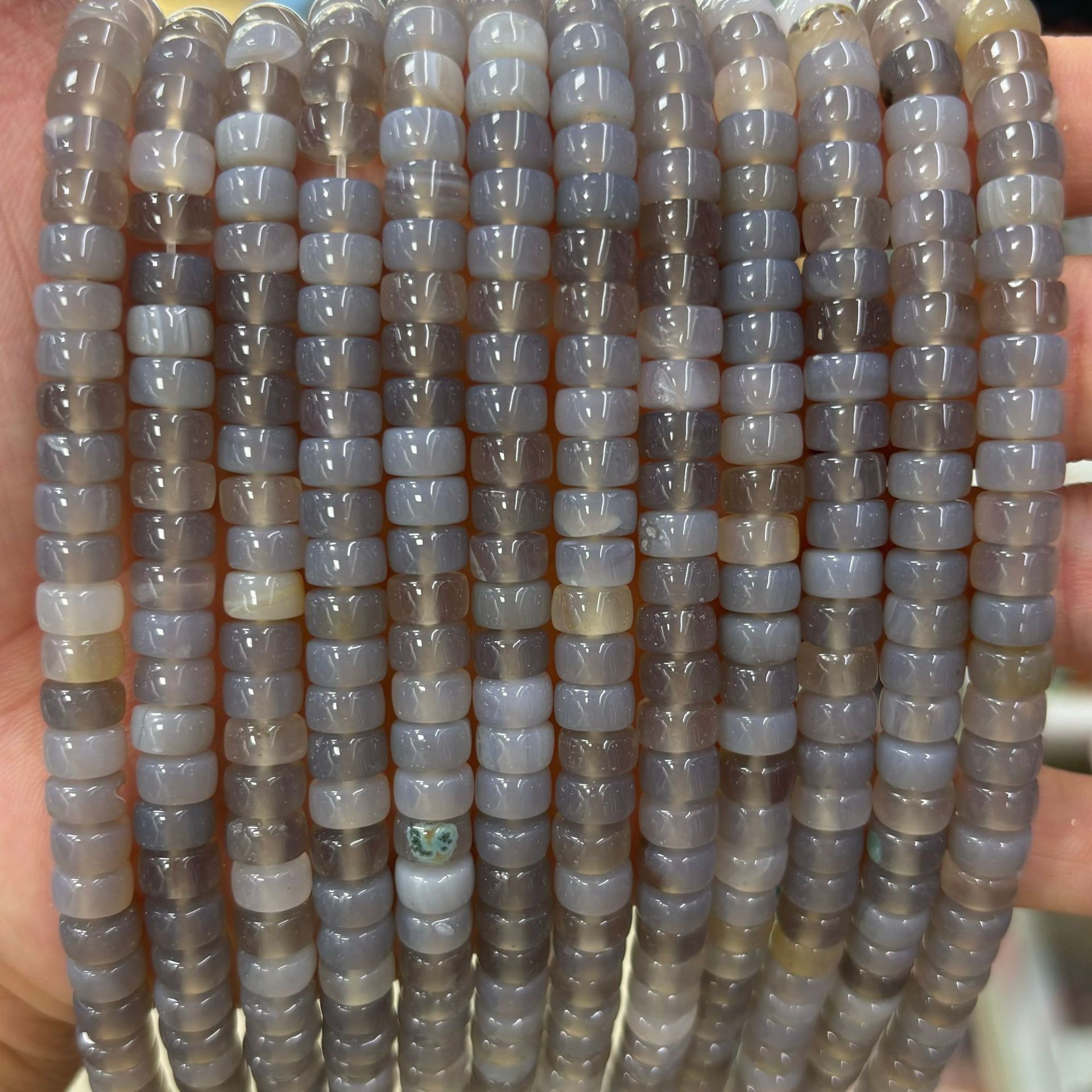 Gray agate