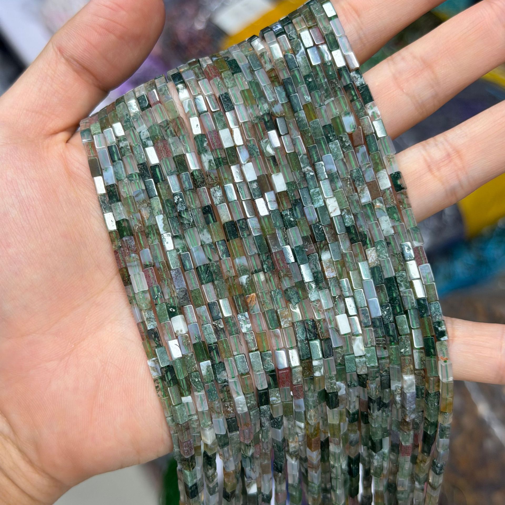 Aquatic agate