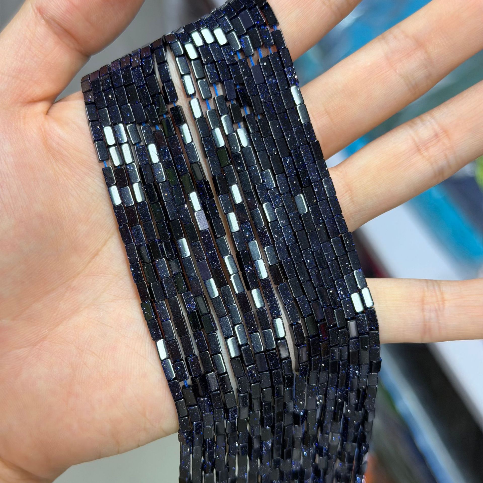Blue sand (synthetic material)