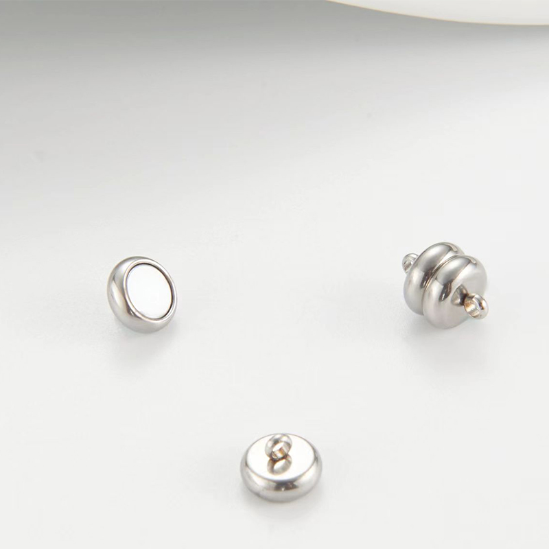 Steel color pearl buckle