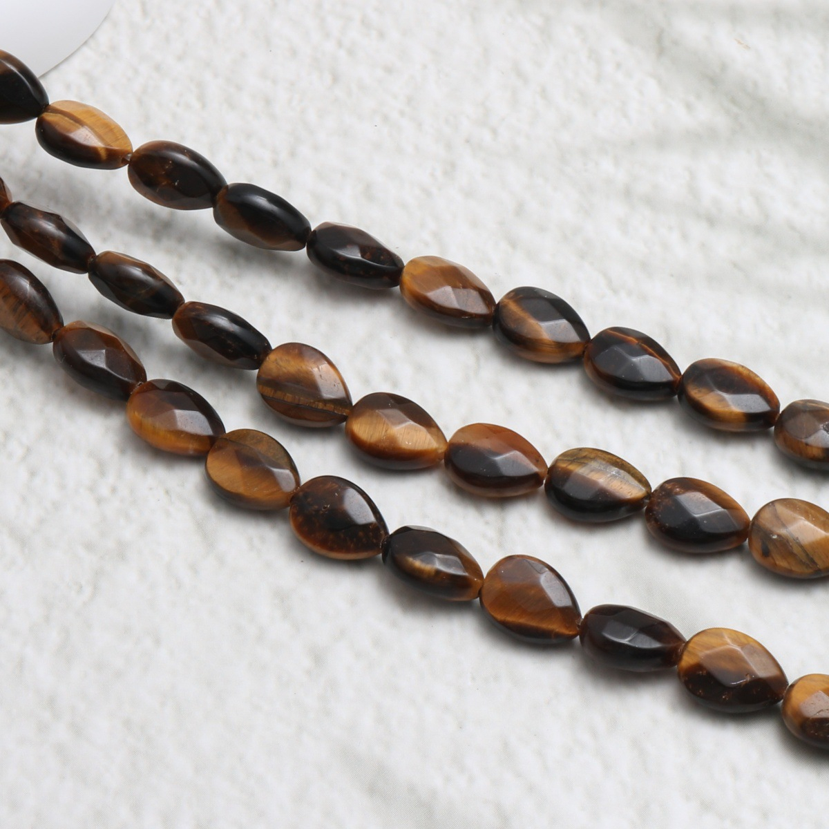 tiger eye