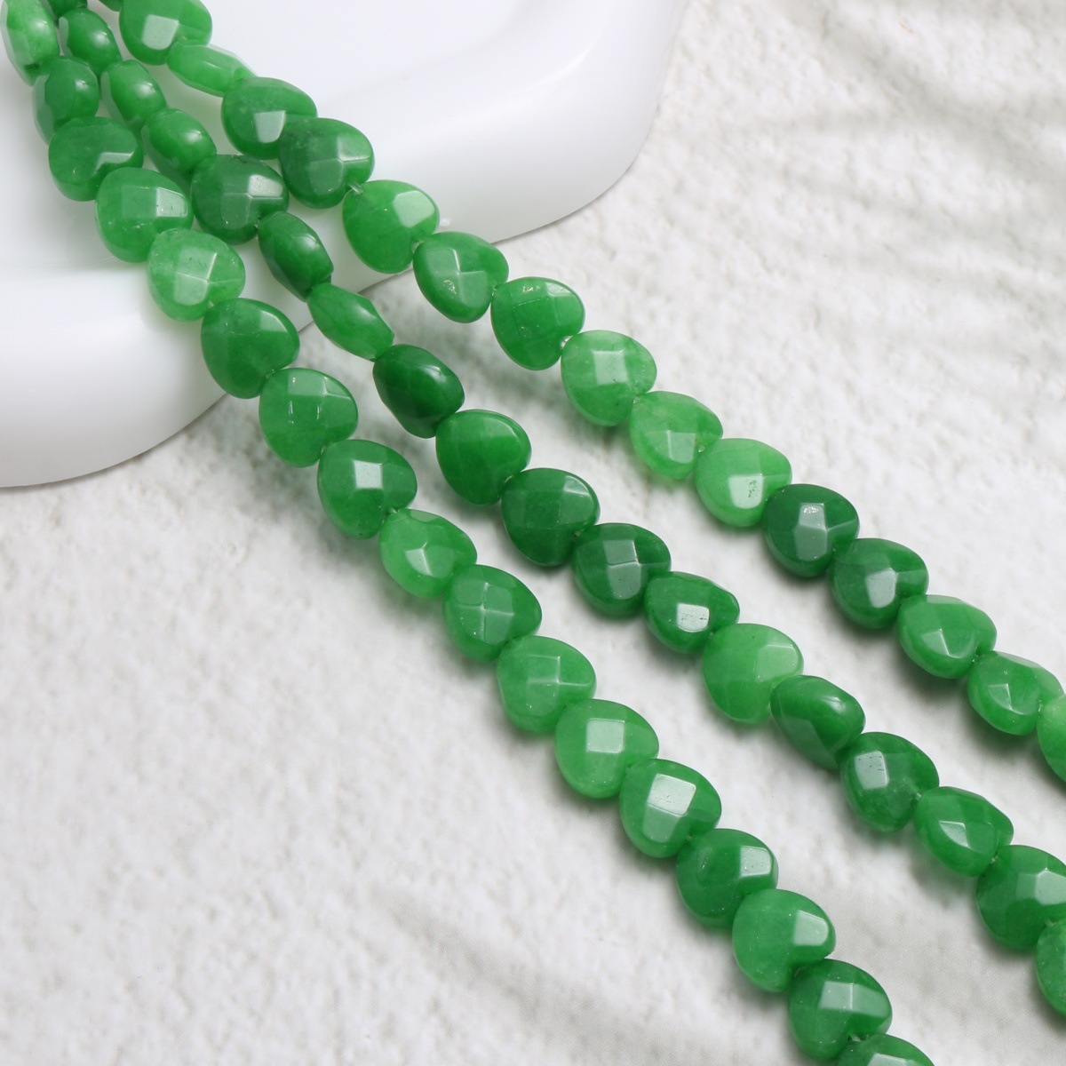 emerald synthetic