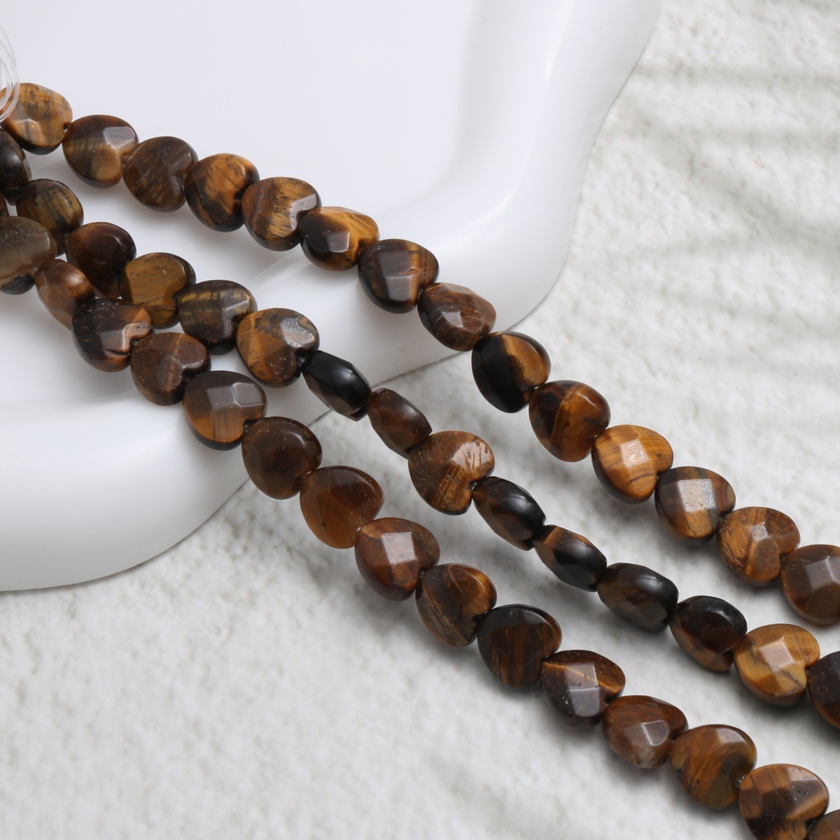 tiger eye