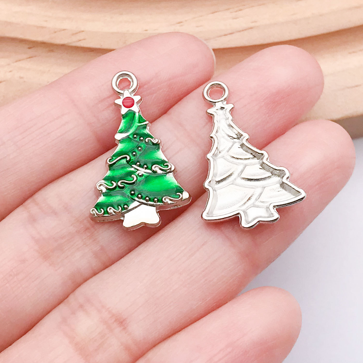 1 green dripping oil white k christmas tree 14x24mm-1.1g-12631