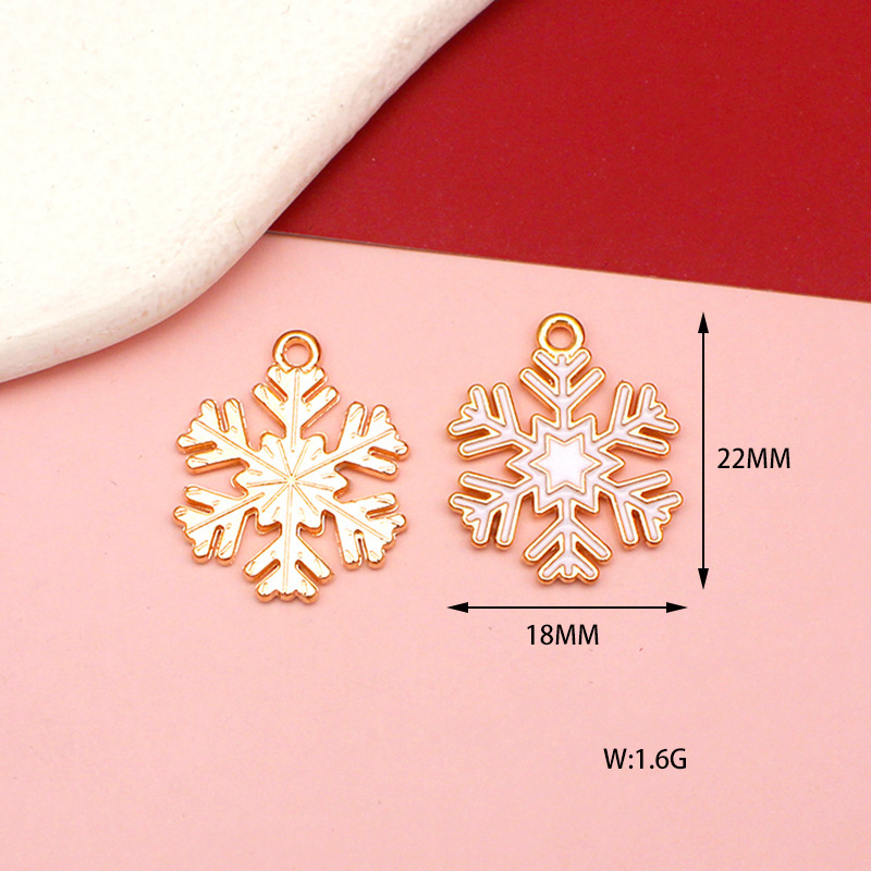 20 white snowflakes