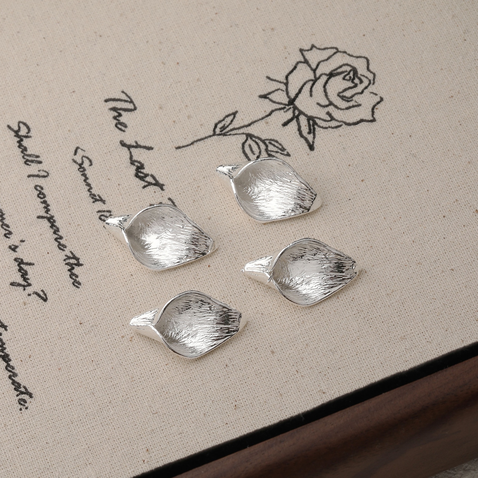 24.9x14.2x7mm thick silver 1 piece type a
