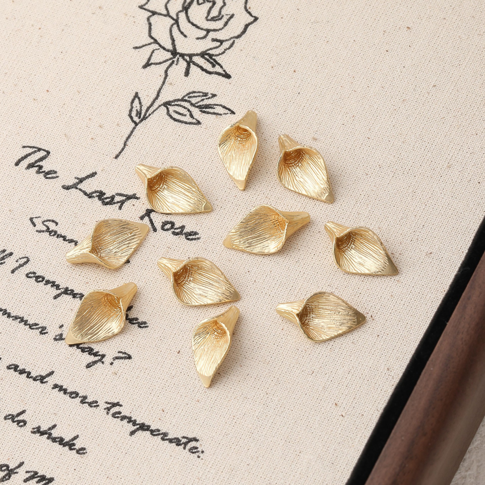 18.4x9.8x4.6mm matte gold 1 piece b style