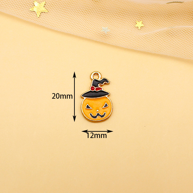 14#Witch hat small pumpkin