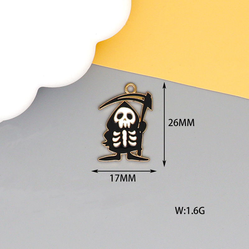 4 Skeletons