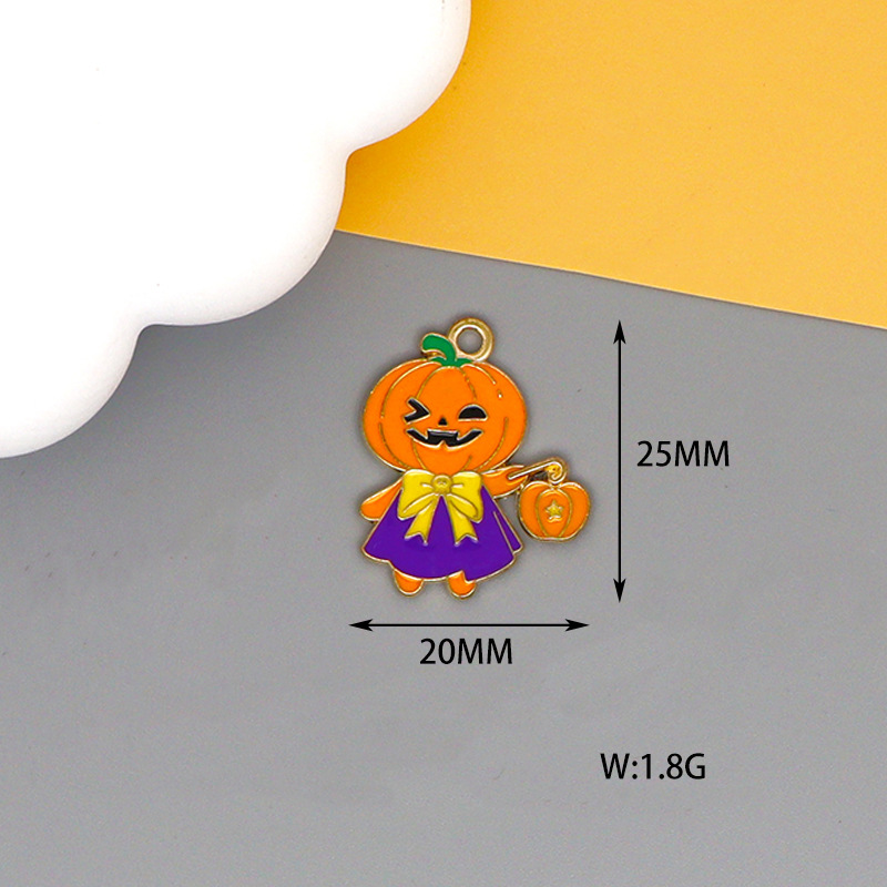 12 Pumpkin Witch