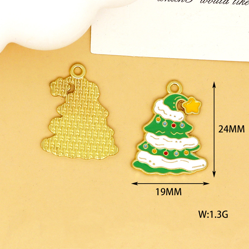 18 Christmas trees
