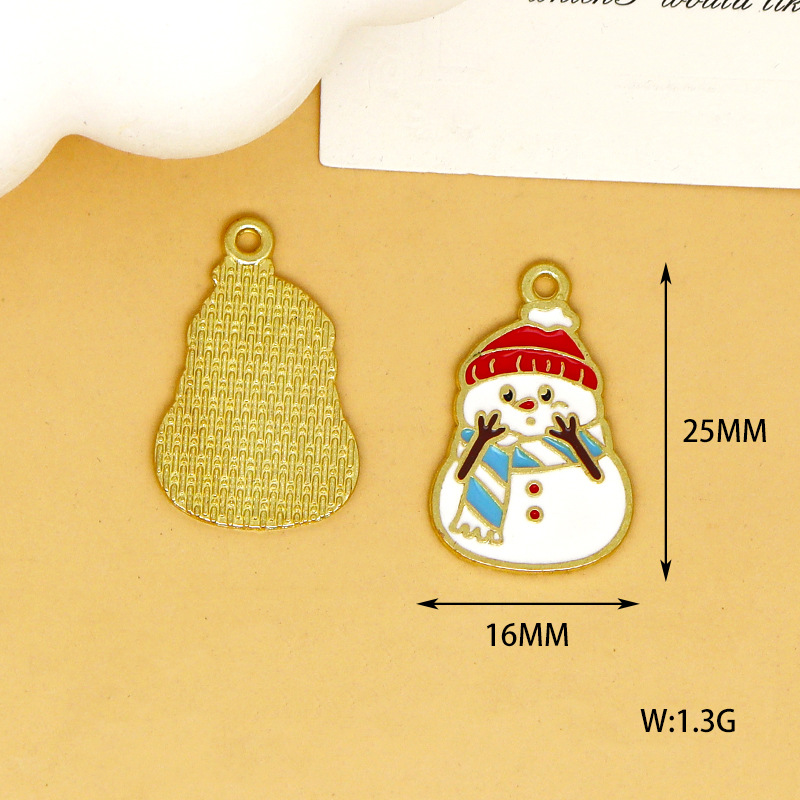 24 snowmen