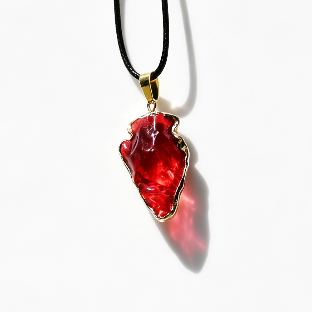 Large red envelope with arrow pendant